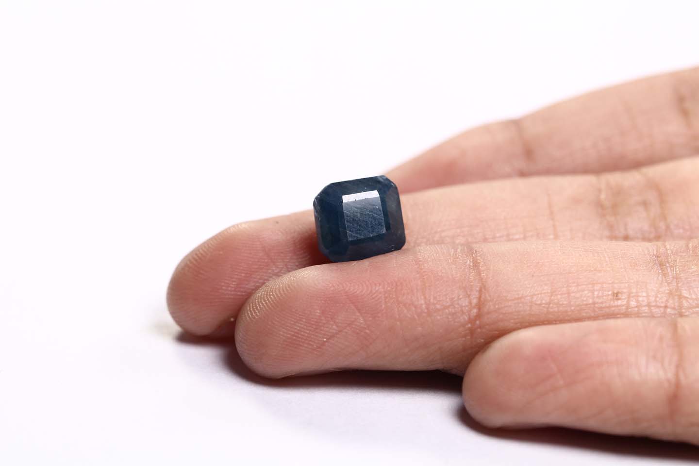 BSP6124 3 Blue Sapphire 5.17 Ct.