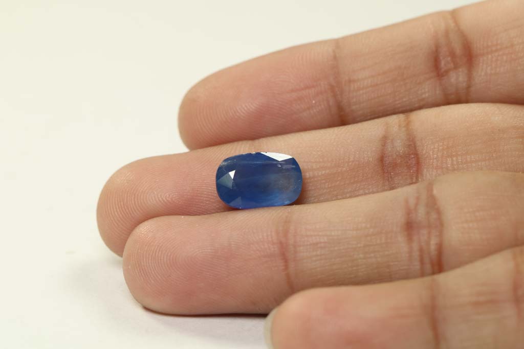 Blue Sapphire 5.64 Ct. 4 BSP7040 3 Blue Sapphire 5.64 Ct.