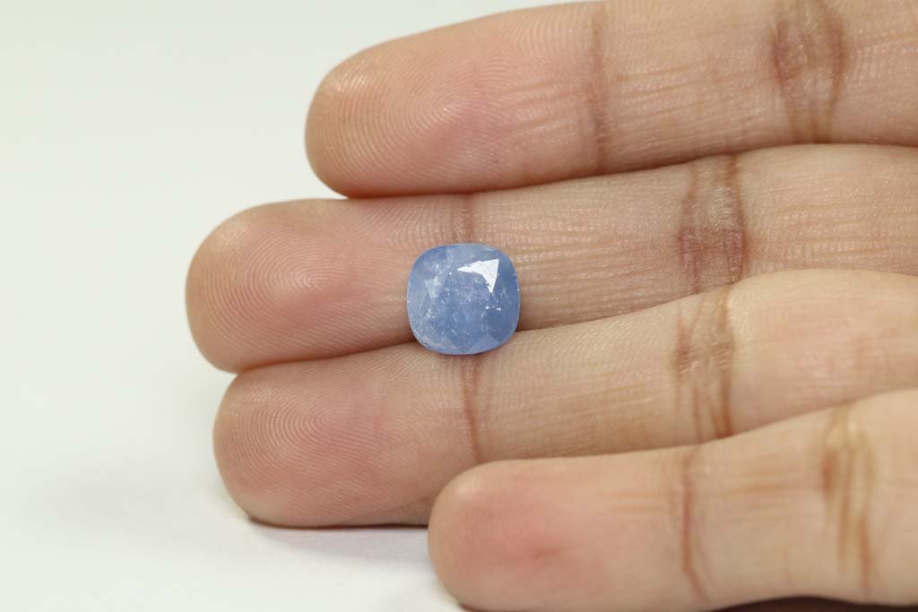 Blue Sapphire 4.13 Ct.