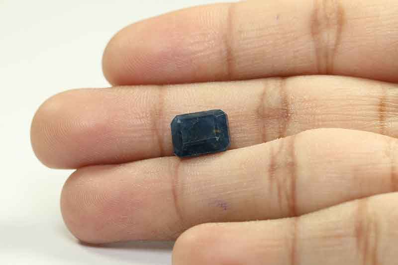 BSP7201 3 Blue Sapphire 5.93 Ct.