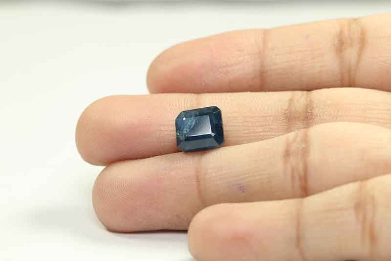 BSP7203 3 Blue Sapphire 6.03 Ct.