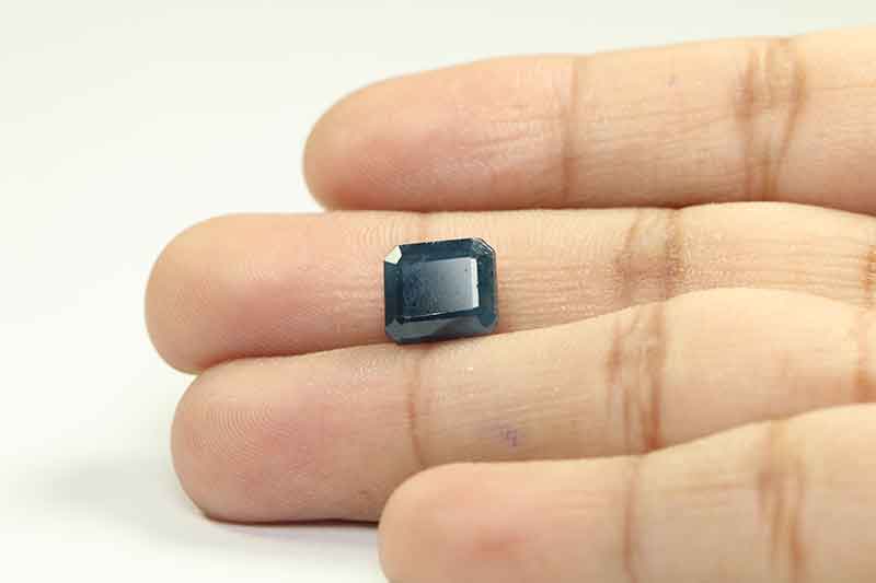 BSP7210 3 Blue Sapphire 6.86 Ct.