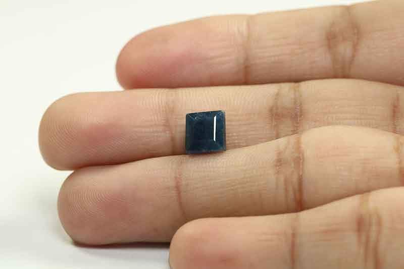 BSP7229 3 Blue Sapphire 4.25 Ct.
