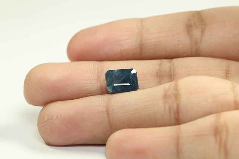 BSP7242 3 Blue Sapphire 5.81 Ct.