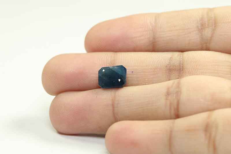 BSP7247 3 Blue Sapphire 4.33 Ct.