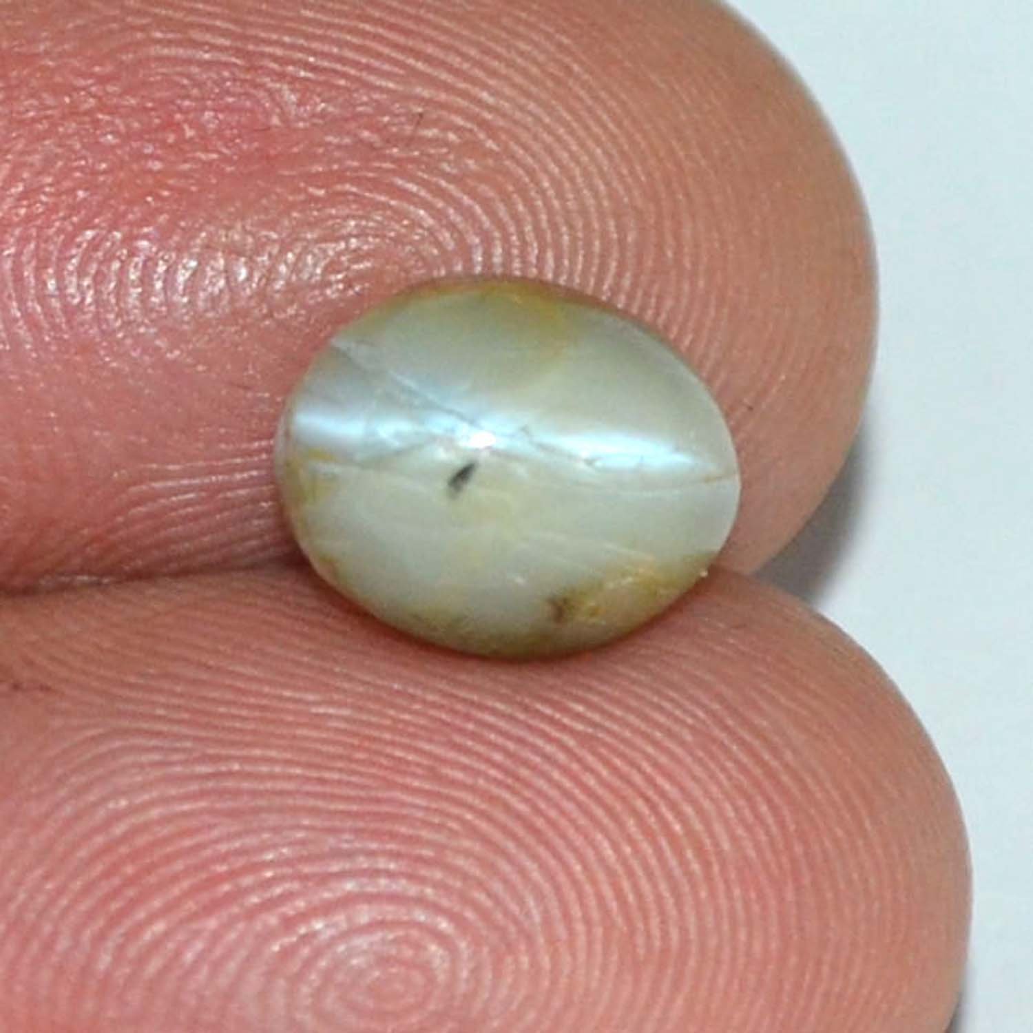 CCE40 3 Cat's Eye 4.63 Ct.
