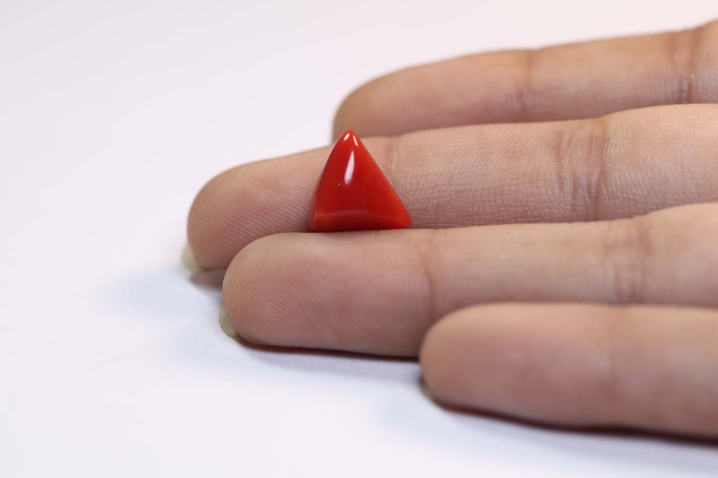 CRL2820 3 Coral 4.55 Ct.