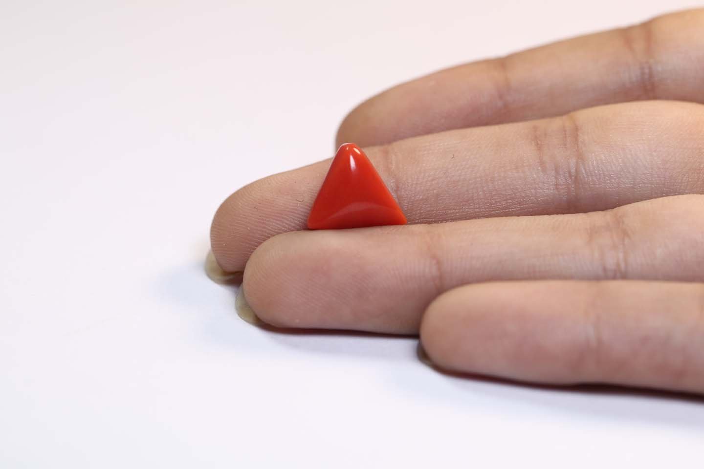 CRL2832 3 Coral 4.89 Ct.