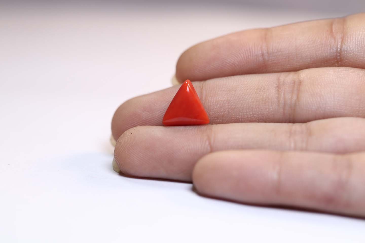 CRL2864 3 Coral 4.6 Ct.