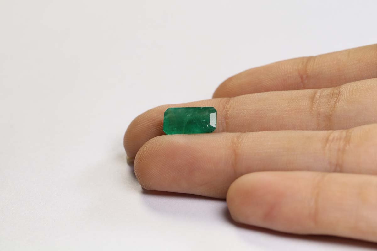 EMR10015 3 Emerald 2.42 Ct.
