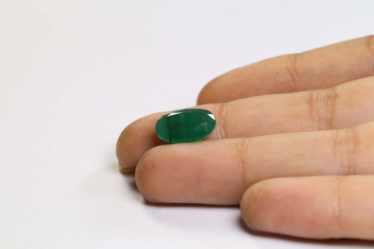 EMR10028 3 Emerald 3.97 Ct.