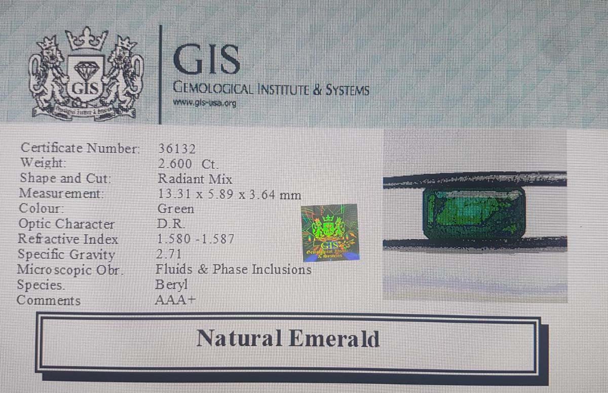 Emerald 2.6 Ct. 5 EMR10036 4 Emerald 2.6 Ct.