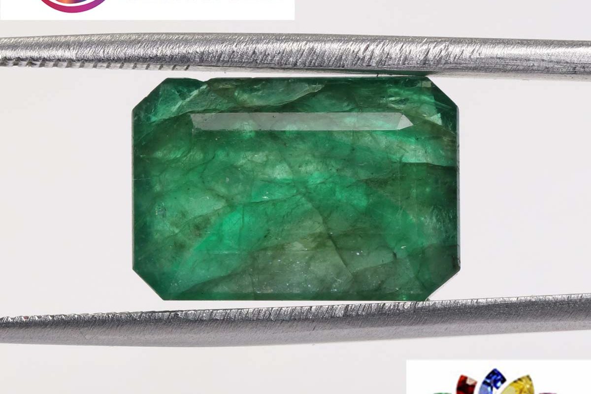 Emerald 8.8 Ct.
