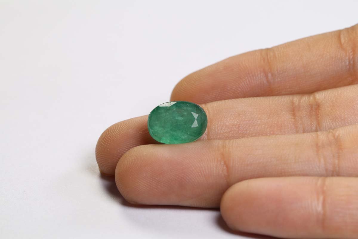 EMR10233 3 Emerald 5.3 Ct.