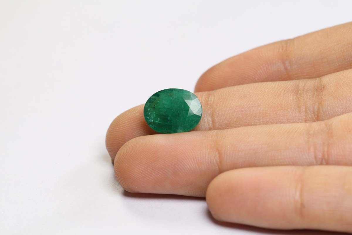 EMR10258 3 Emerald 3.86 Ct.