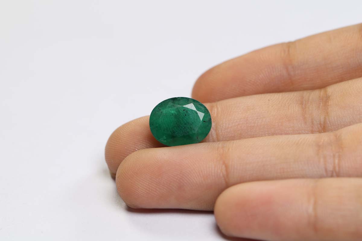EMR10268 3 Emerald 4.3 Ct.