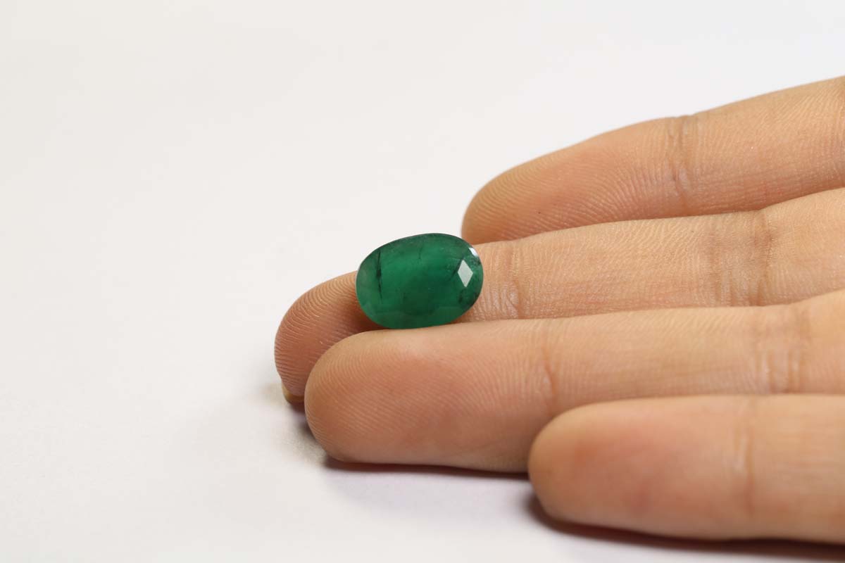 EMR10319 3 Emerald 3.35 Ct.