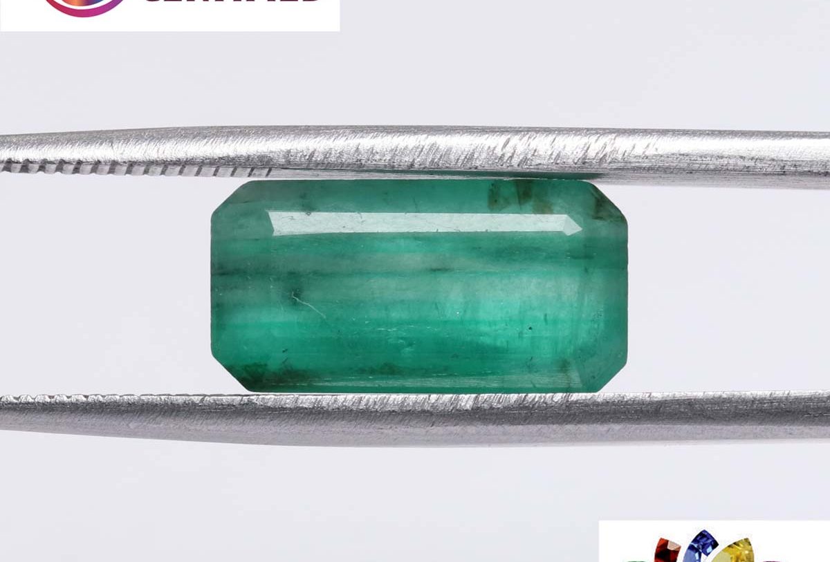 Emerald 4.74 Ct.