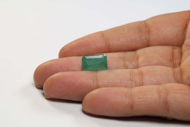 EMR11824 3 Emerald 4.92 Ct.