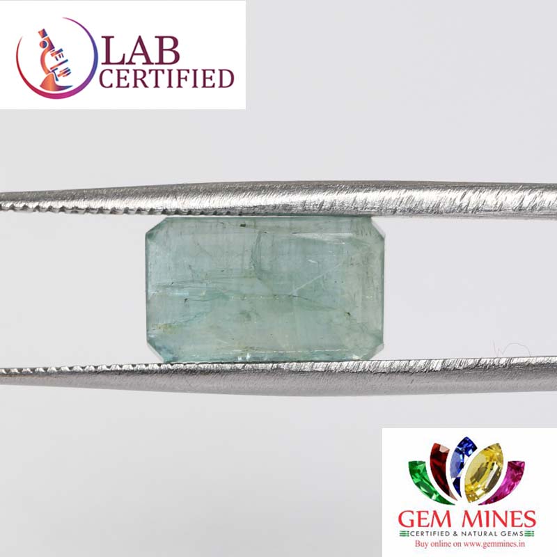 Emerald 4.52 Ct. 3 EMR11835 2 Emerald 4.52 Ct.