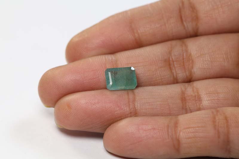 EMR11855 3 Emerald 3.29 Ct.