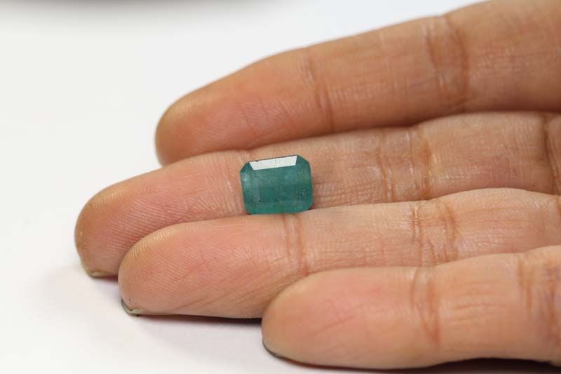 EMR11864 3 Emerald 3.38 Ct.