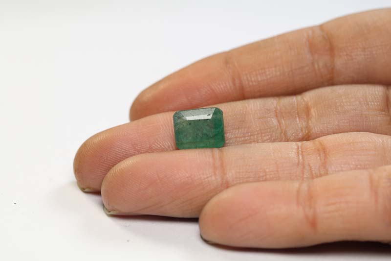 EMR11869 3 Emerald 3.85 Ct.