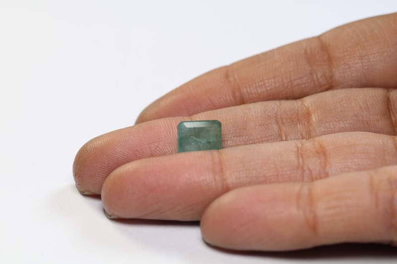 EMR11876 3 Emerald 2.68 Ct.