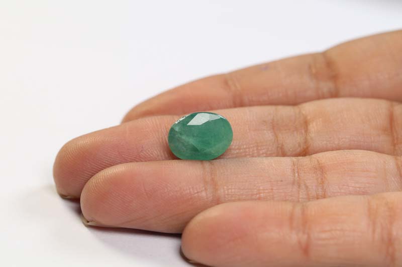 EMR11902 3 Emerald 5.26 Ct.