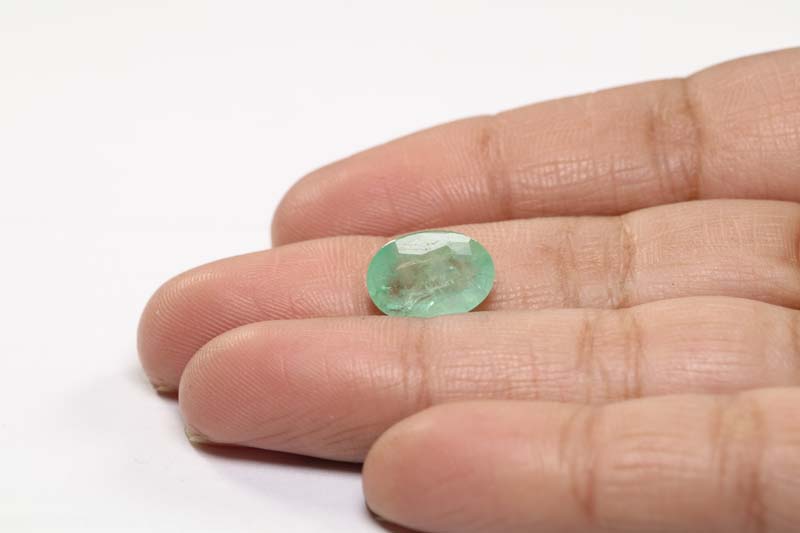 EMR11929 3 Emerald 3.7 Ct.