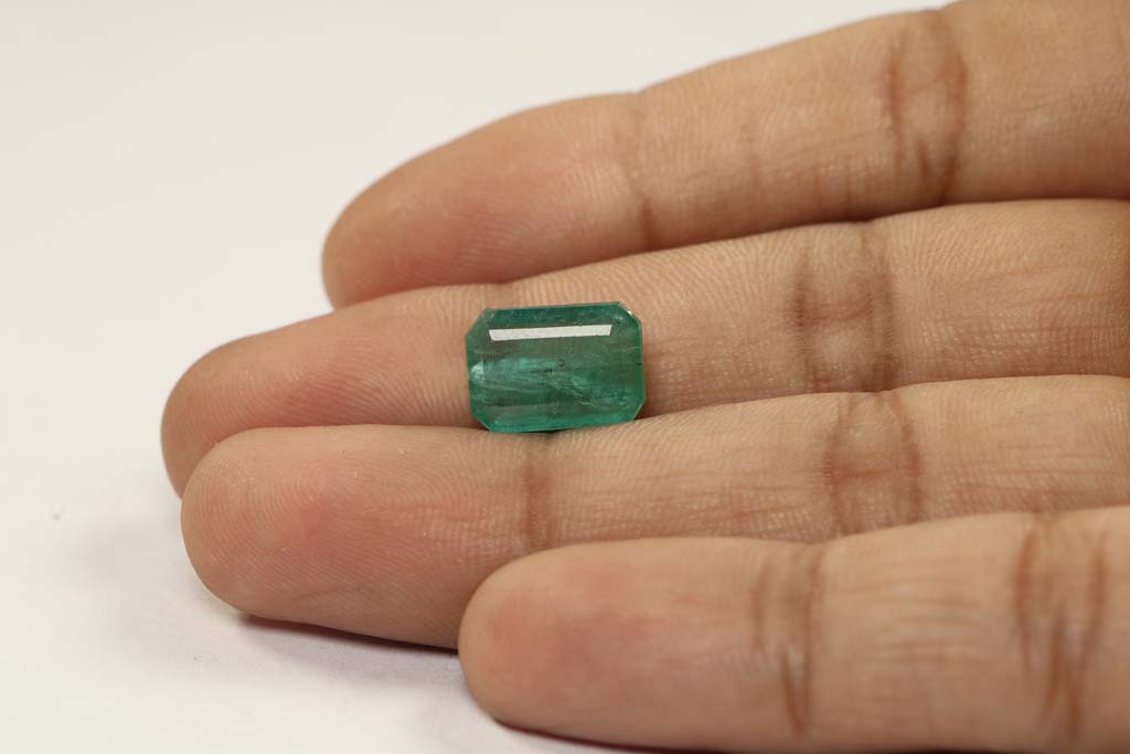 EMR12309 3 Emerald 5.81 Ct.