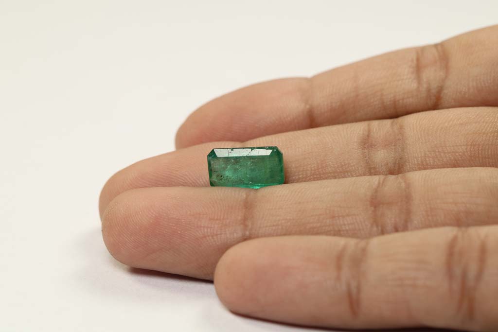 EMR12463 3 Emerald 3.7 Ct.