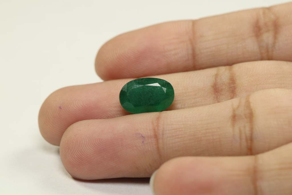 Emerald 5.37 Ct.