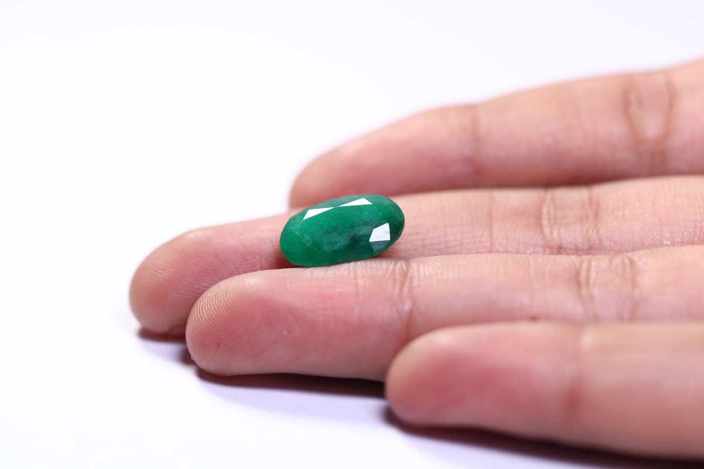 EMR7899 3 Emerald 4.56 Ct.