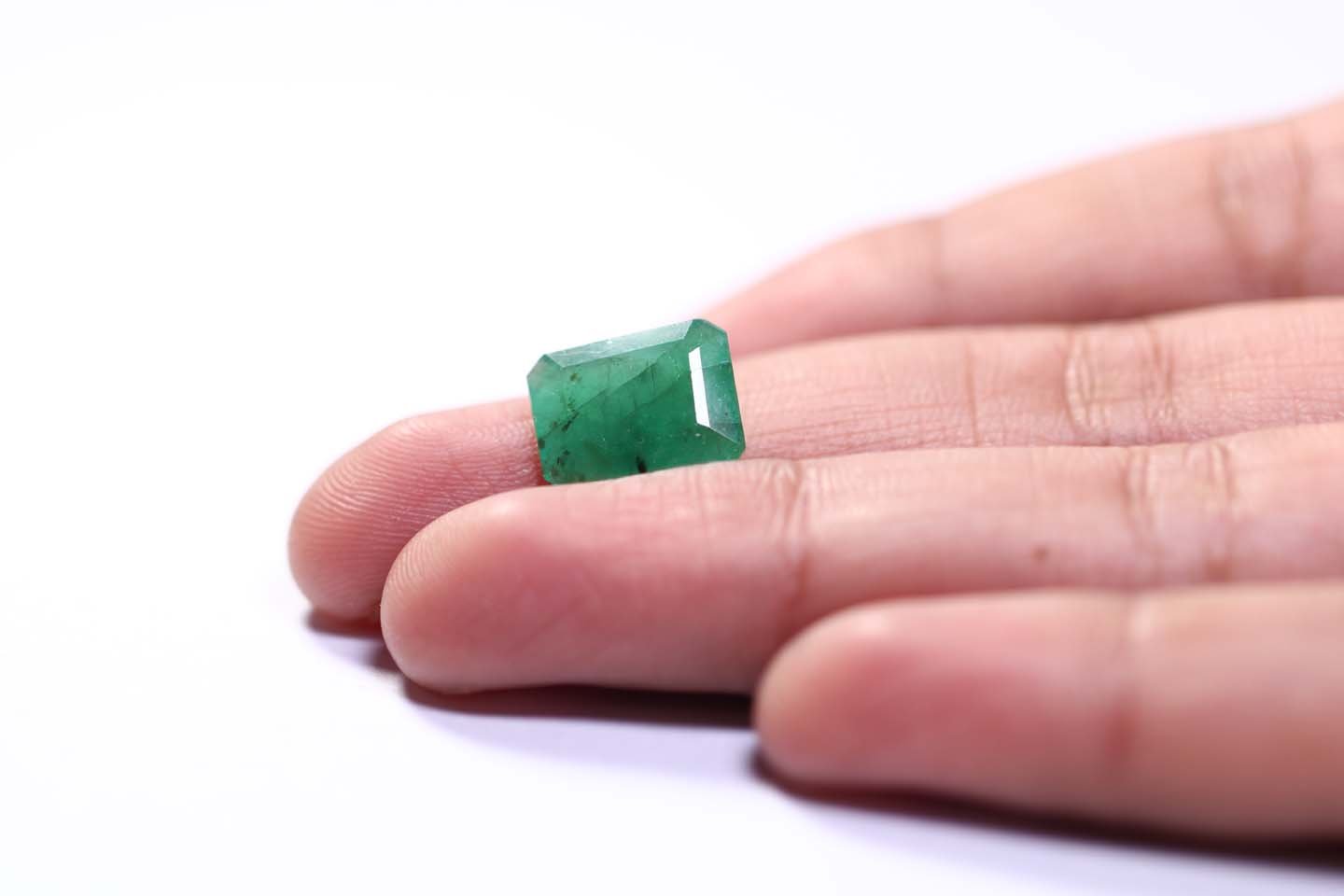 EMR7913 3 Emerald 3.6 Ct.