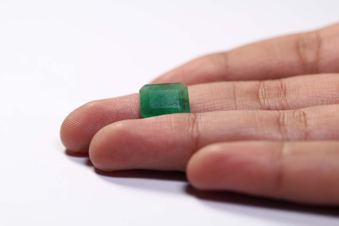 EMR7928 3 Emerald 2.87 Ct.