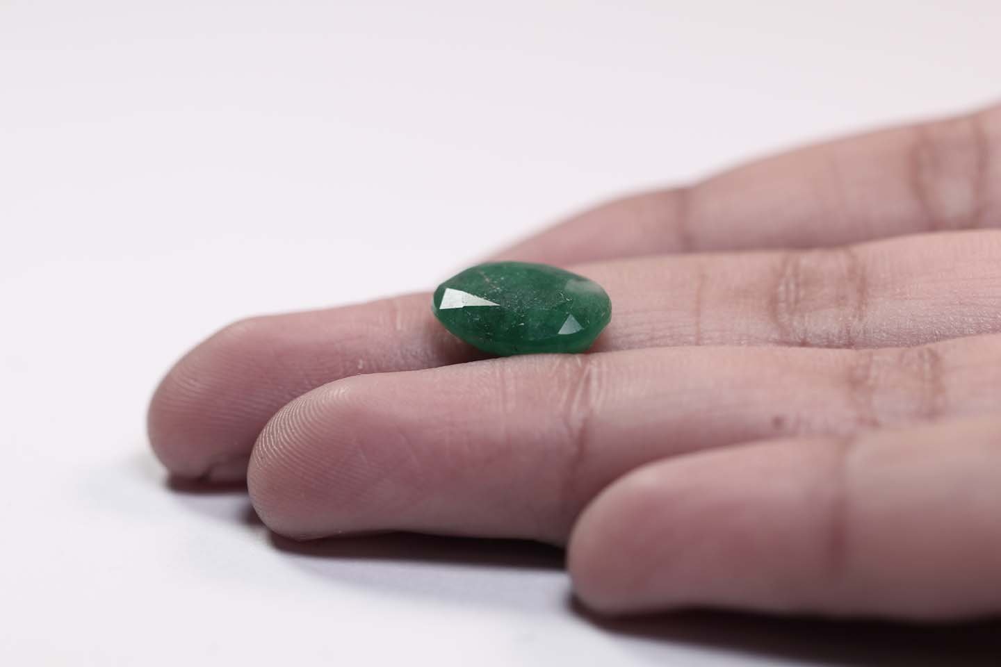 EMR8200 3 Emerald 4.37 Ct.