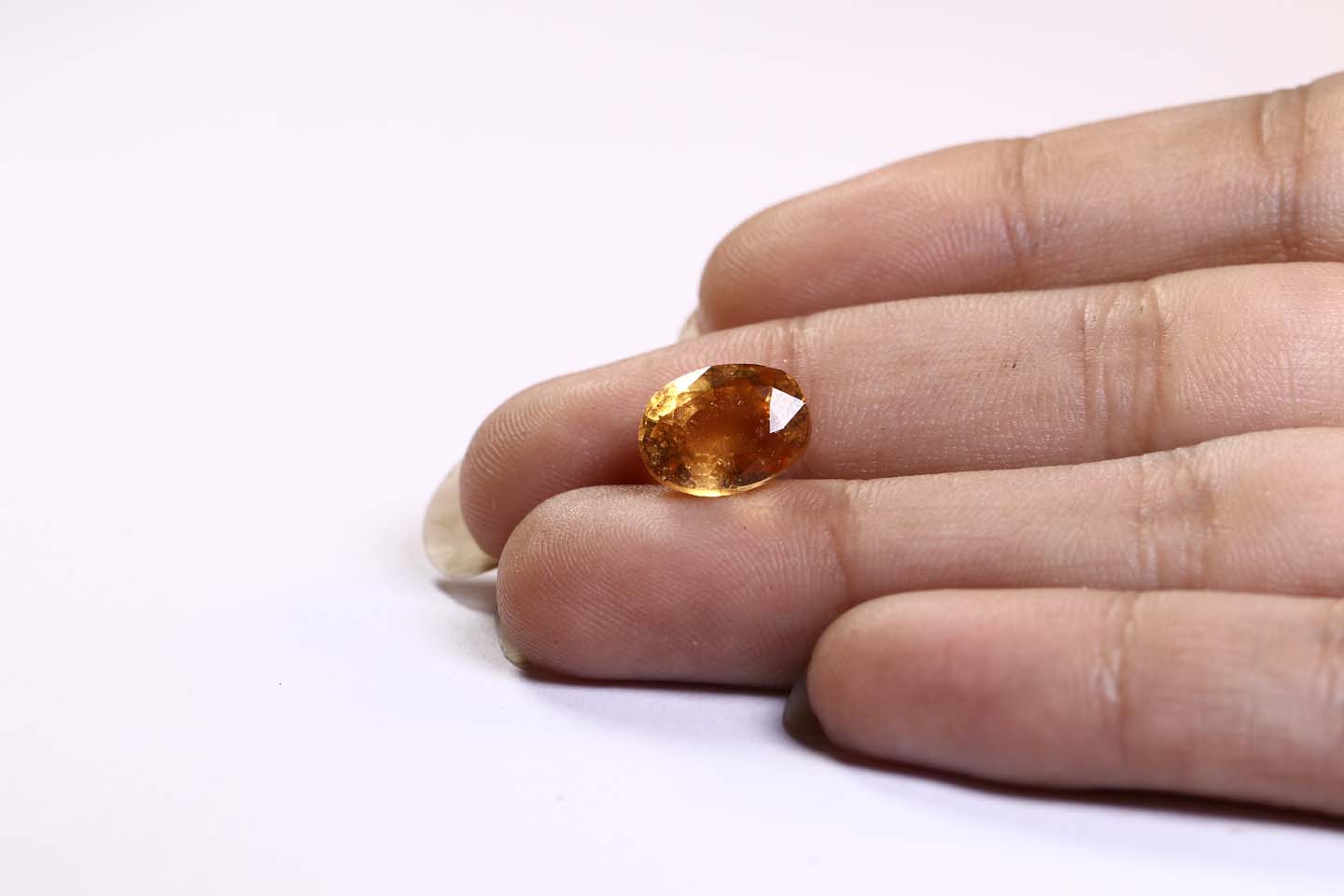 GMD4422 3 Hessonite (Gomed) 5.1 Ct.