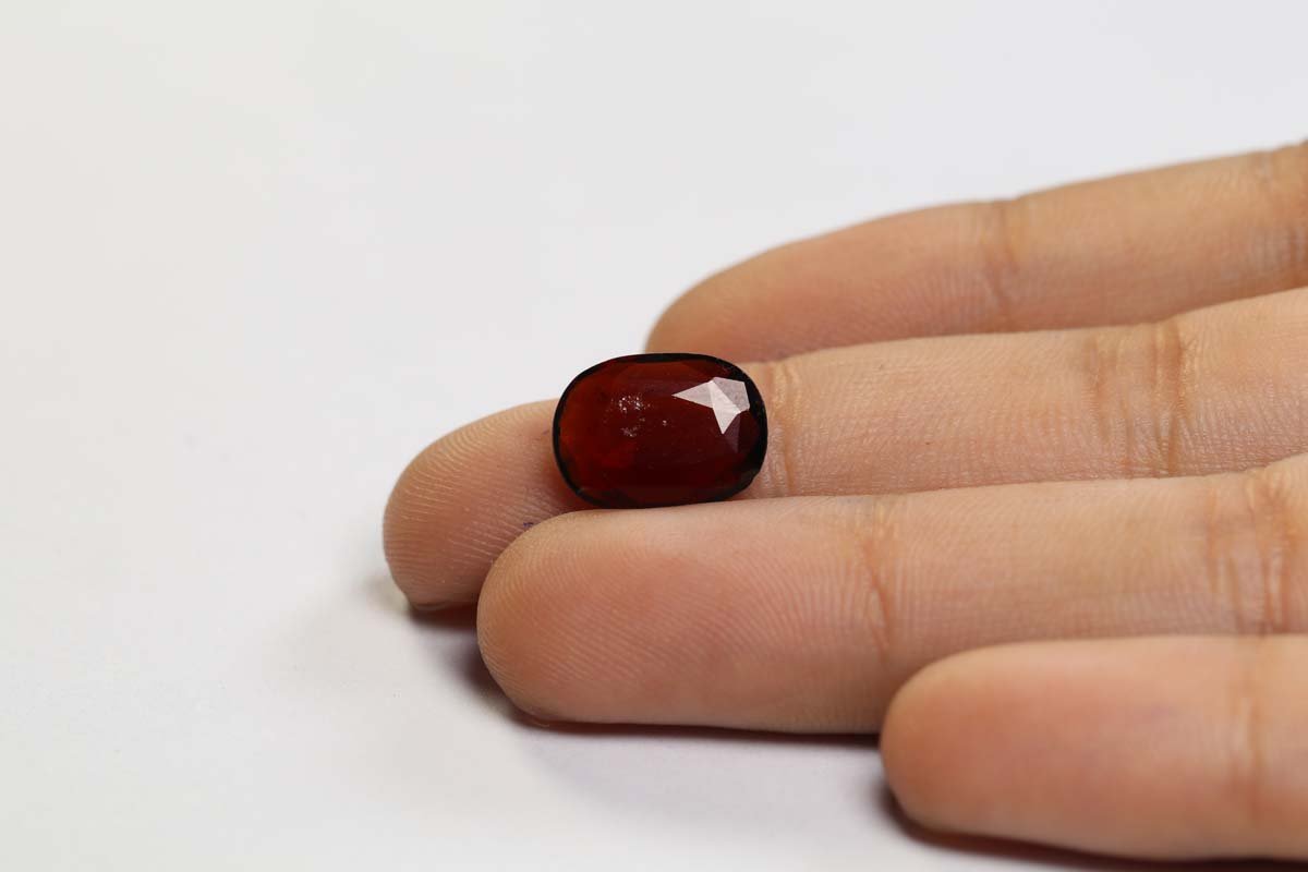 GMD4499 3 Hessonite (Gomed) 4.2 Ct.