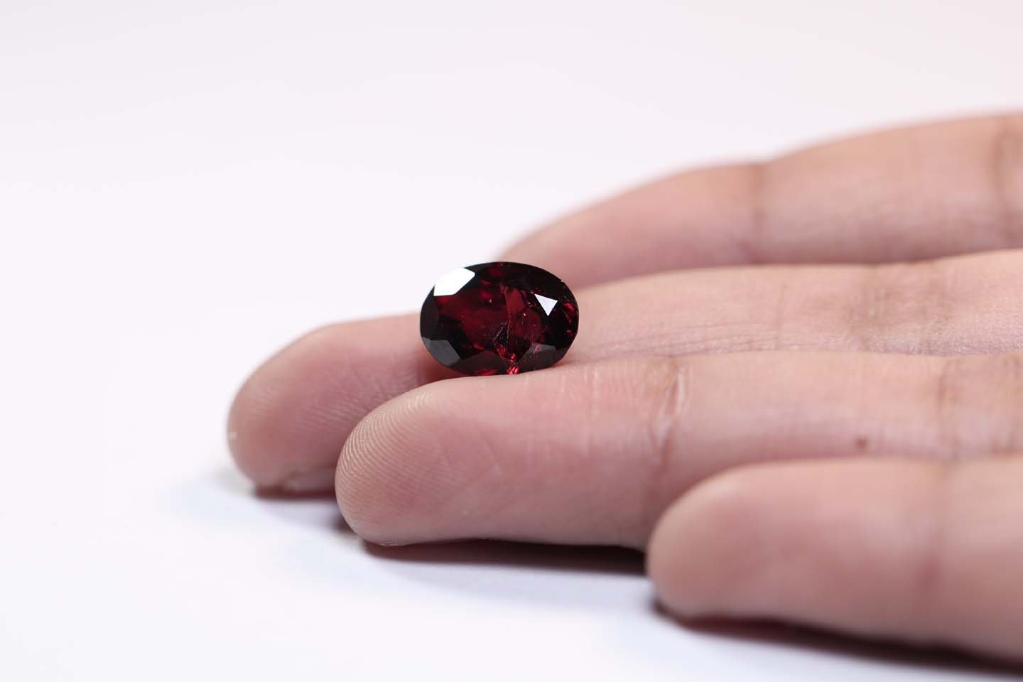 GRN83 3 Garnet 5.15 Ct.