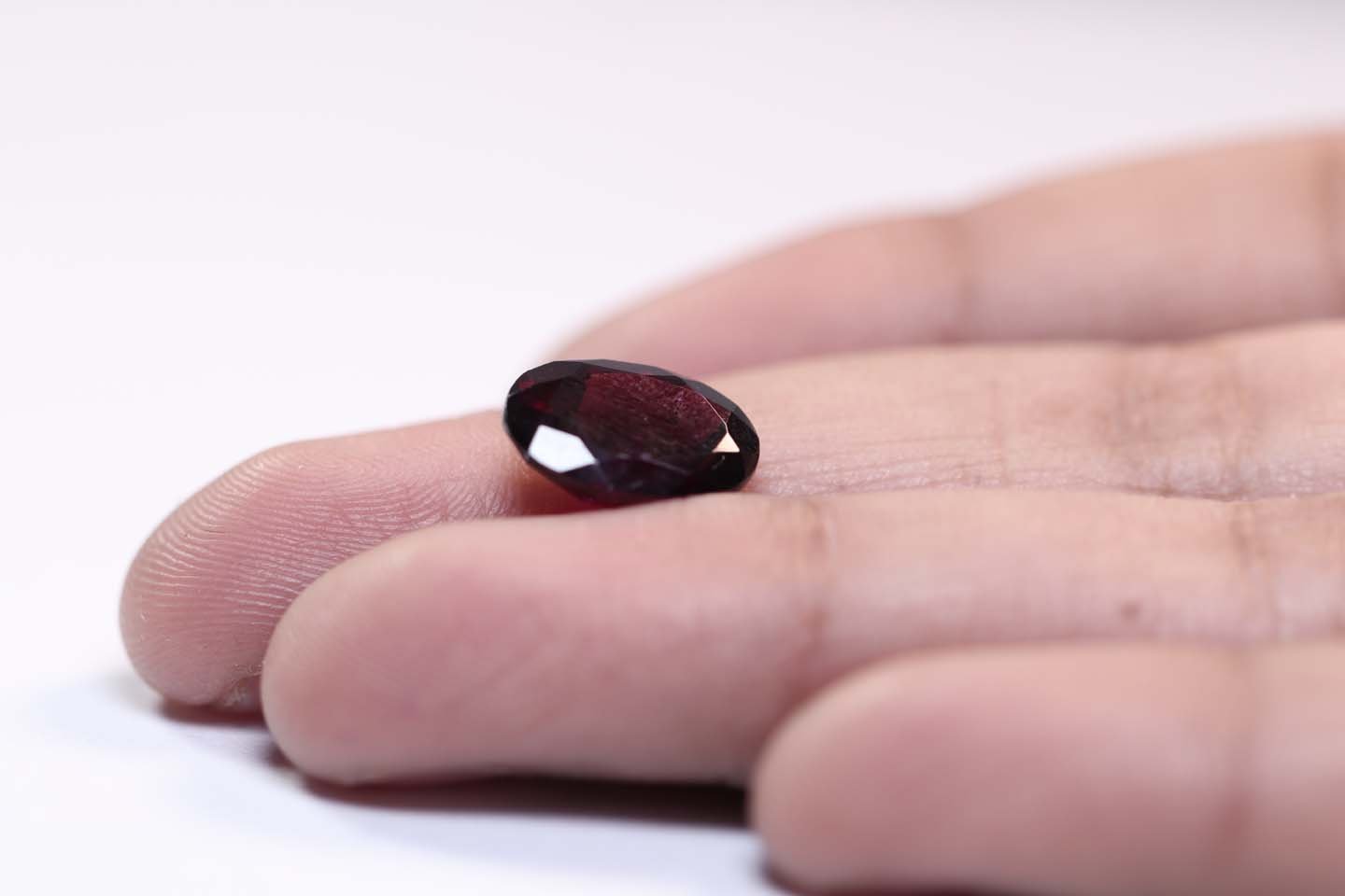 GRN91 3 Garnet 4.52 Ct.