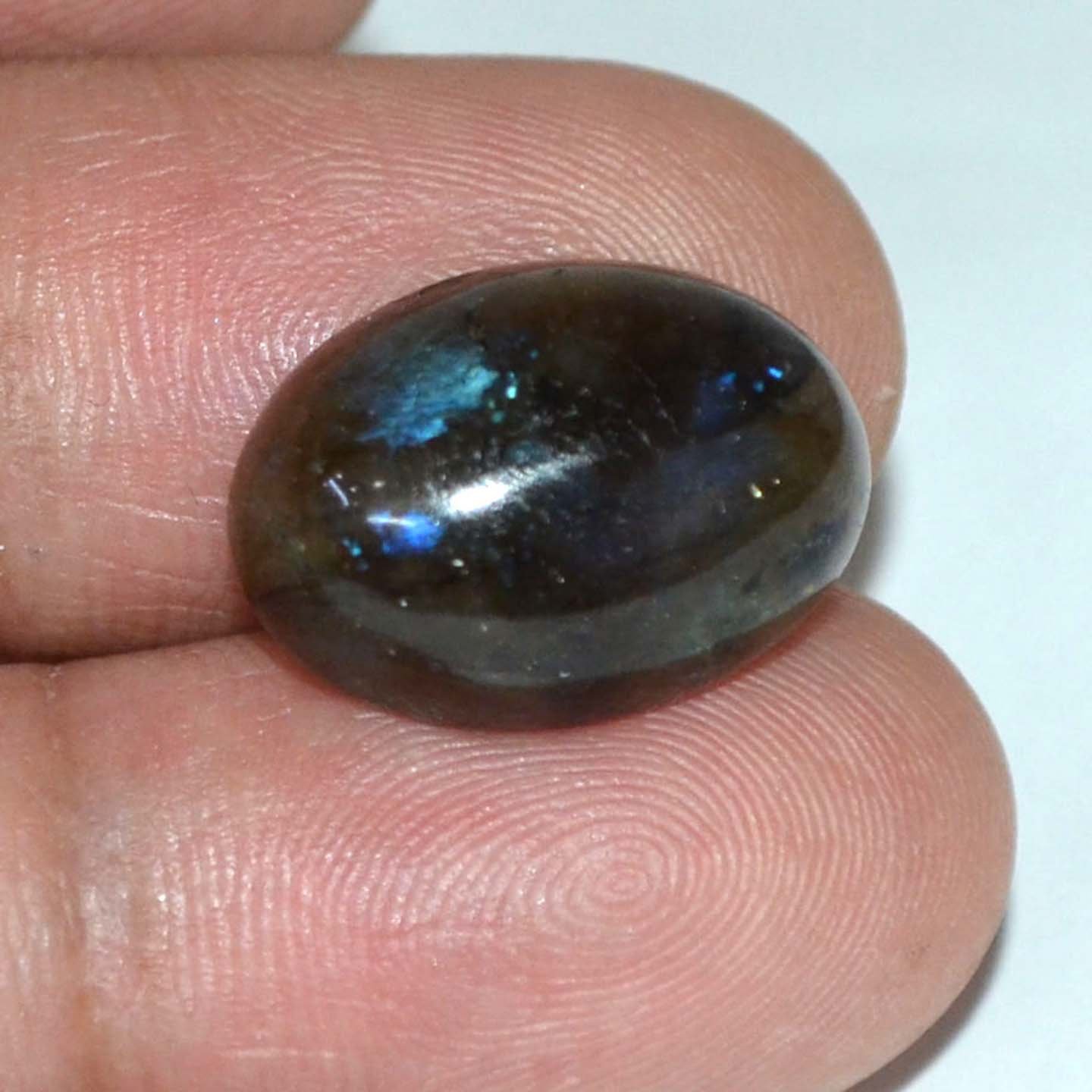 LAB138 3 Labradorite 11.32 Ct.