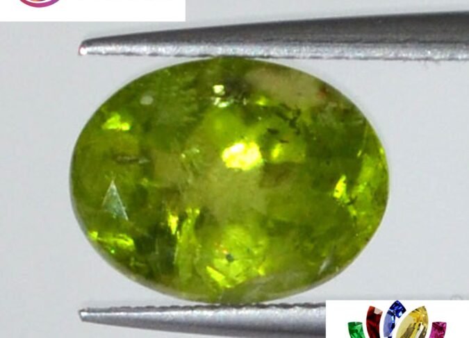 NPD294 1 e1680067658356 Peridot 4.22 Ct.