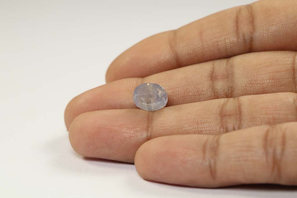 NSP728 3 Sapphire 5.41 Ct.