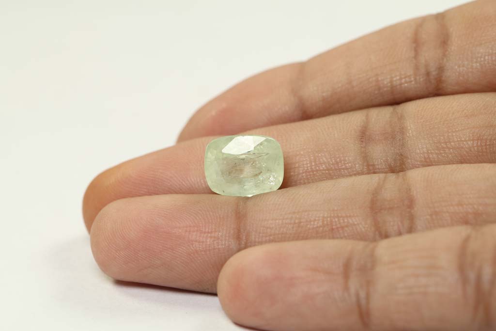 Sapphire 8.31 Ct. 4 NSP751 3 Sapphire 8.31 Ct.