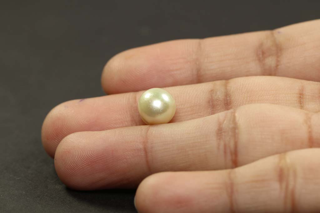 PEARL 6.27 Ct.