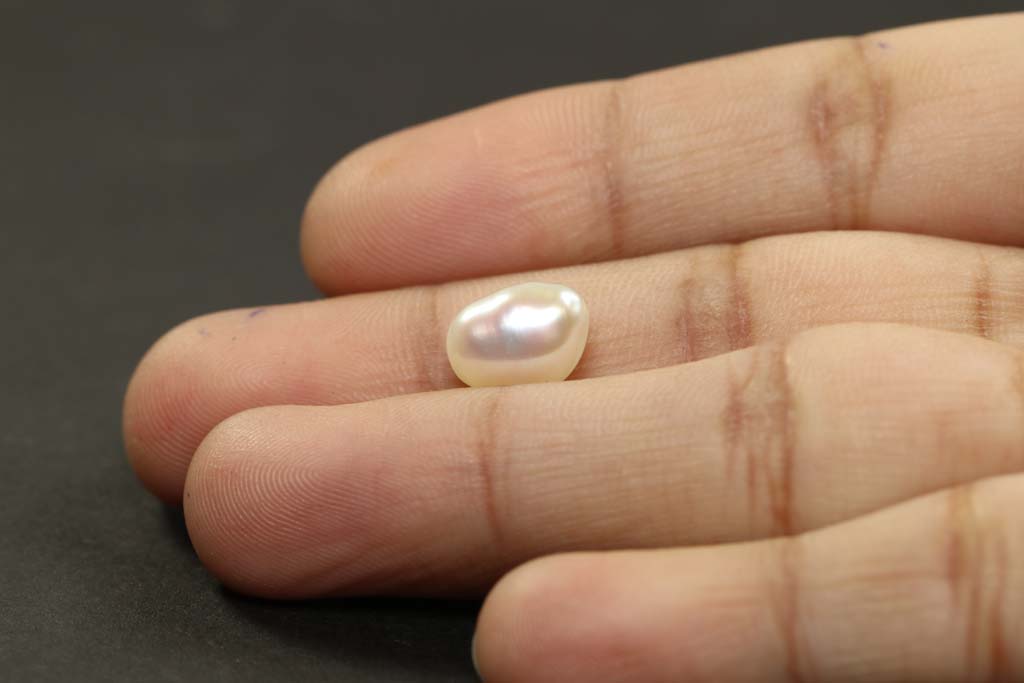 PEARL 4.24 Ct.