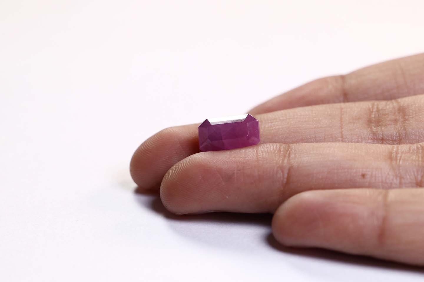 Ruby 5.01 Ct. 4 RUB4653 3 Ruby 5.01 Ct.