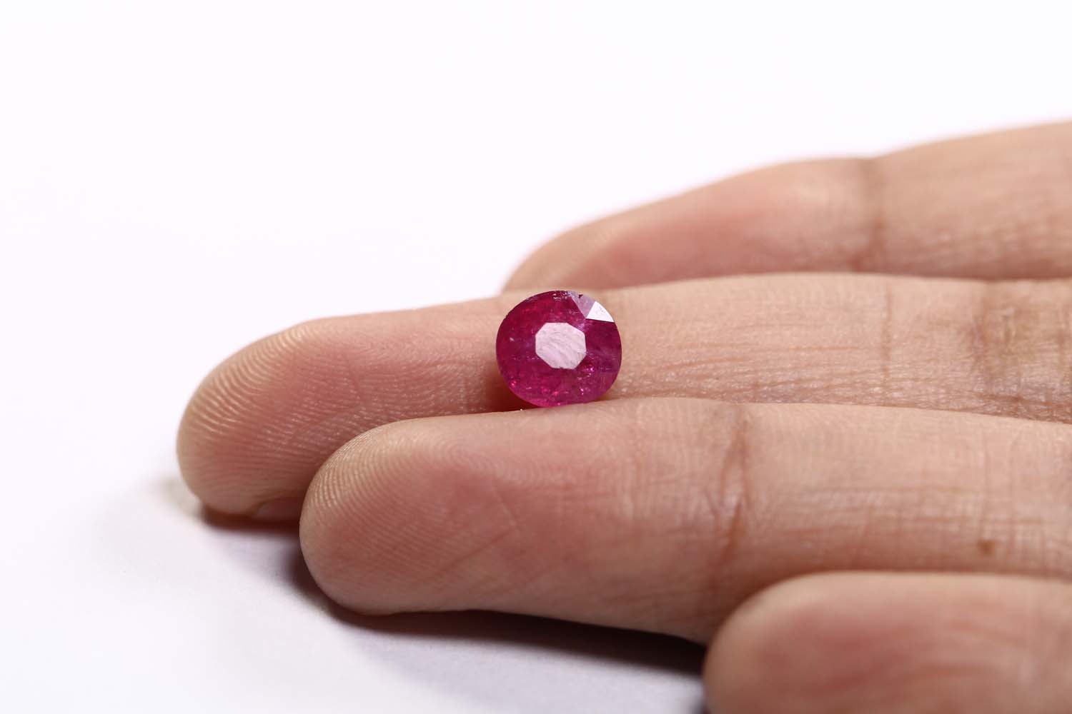 RUB4696 3 Ruby 1.81 Ct.