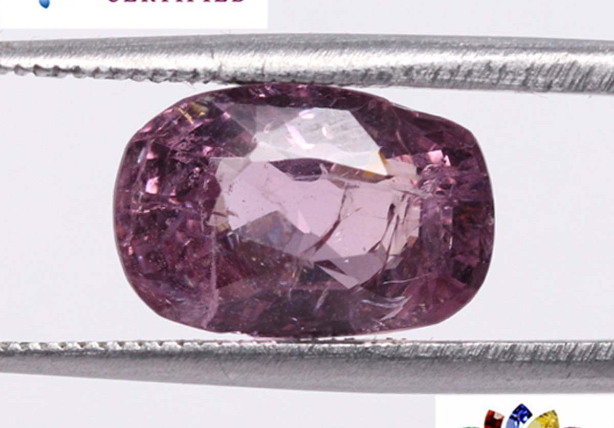 Spinel 4.88 Ct.